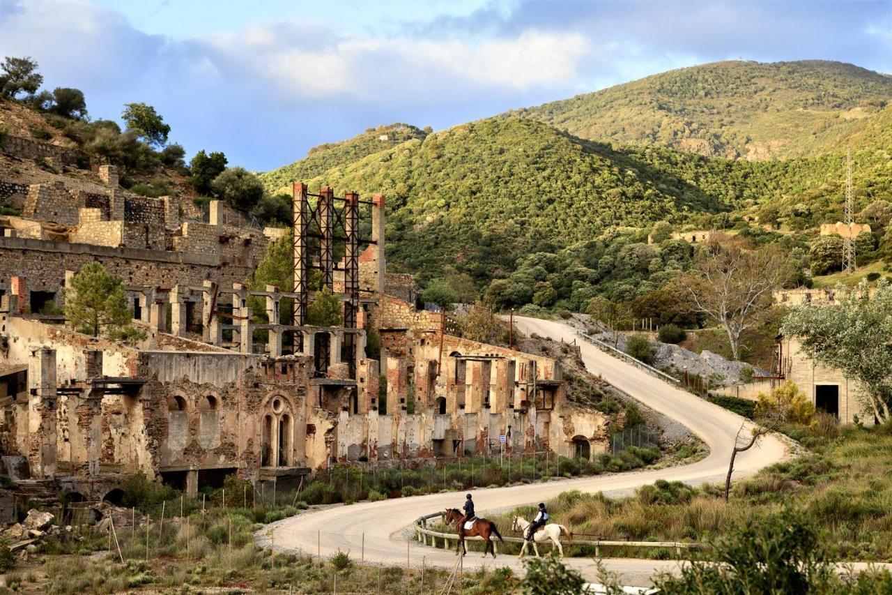 Appartamento In Casa Con Cortili Ad Arbus - Sardegna Eksteriør billede